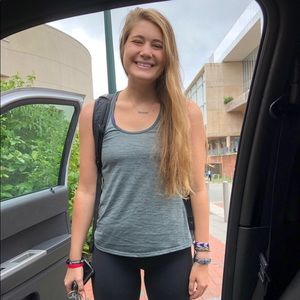 Meet your Posher, Alyssa